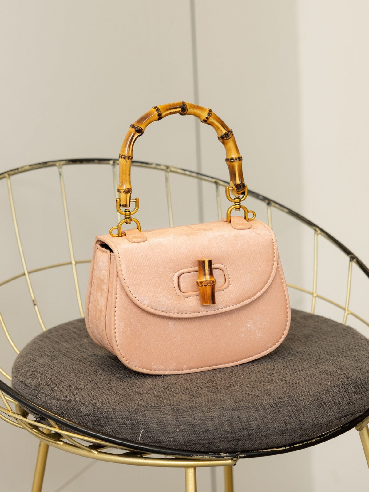 Image of Western style bamboo joint handbag versatile commuting bag single shoulder crossbody saddle bag